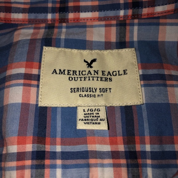 American Eagle Seriously Soft Classic fit button - Picture 8 of 8